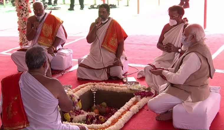 PM Lays Foundation Stone of New Parliament Complex, Call up the People to Further Strengthen Democracy