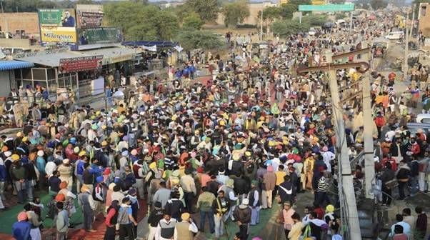 No Breakthrough Yet in Farmers – Centre Talks, to Meet again on Friday