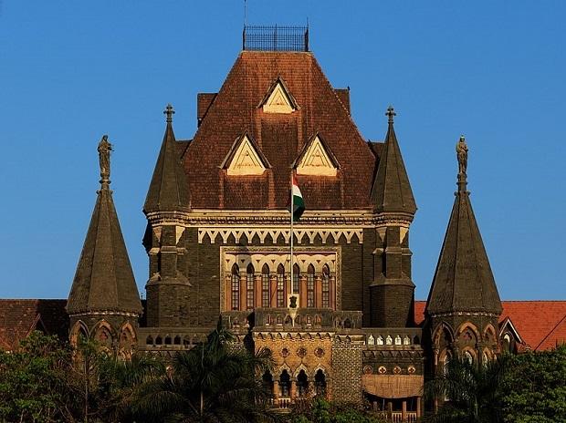 Bombay High Court Labeled as “Selfish” Plea for Priority Vaccination to Judiciary