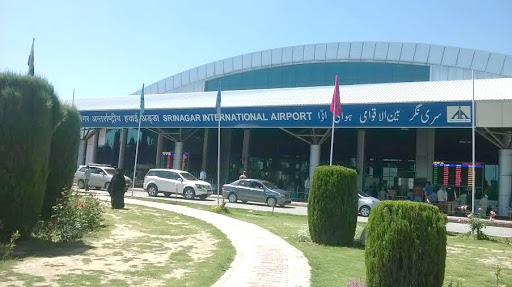 Coronavirus: 900 travellers test positive at Srinagar Airport in March