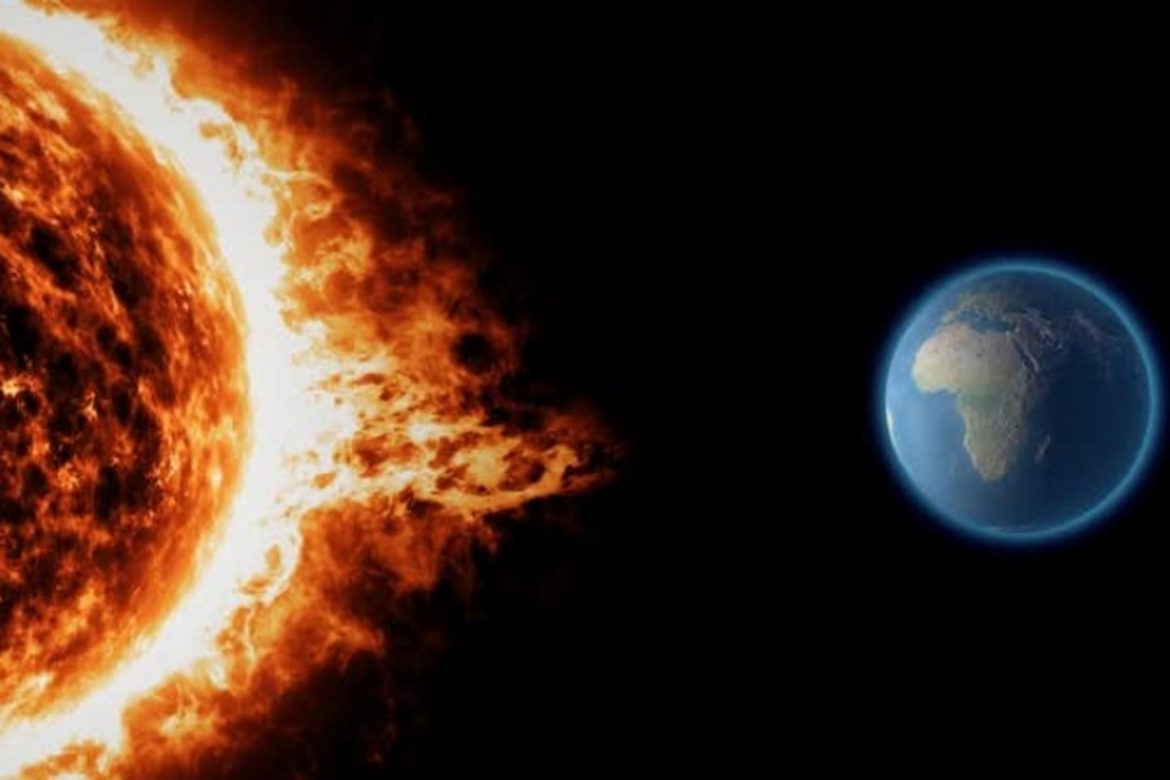 A very powerful solar storm may hit the earth today