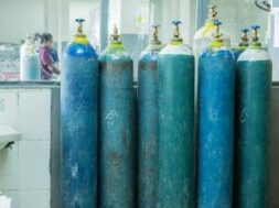 oxygen_canisters-unicef_ethiopia