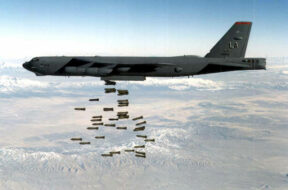 bombs-US-Air-Force-training-exercise-B-52