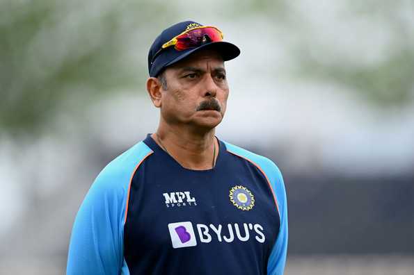 Ravi Shastri Tests Corona Positive, He and Three Others Isolated in Hotel
