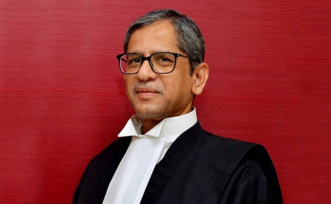 CJI Calls for Independence of Central Agencies