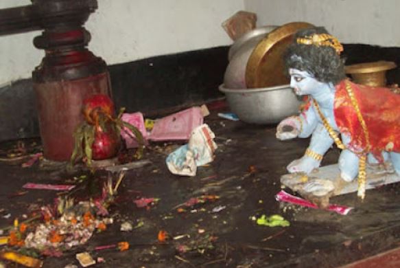 The anti-Hindu atmosphere in Bangladesh! Now, Insurgents vandalized ISKCON Temple after Durga Puja Violence