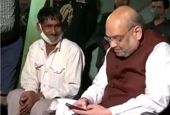 HM Amit Shah in Jammu and Kashmir, Shares his phone number with local residents