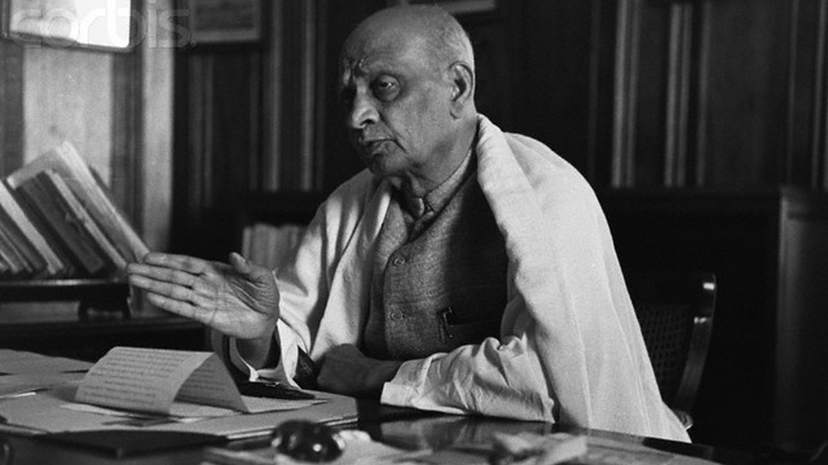 BJP Attacks Congress for Calling Modi “Angootha Chhap,” Vilifying Sardar Patel