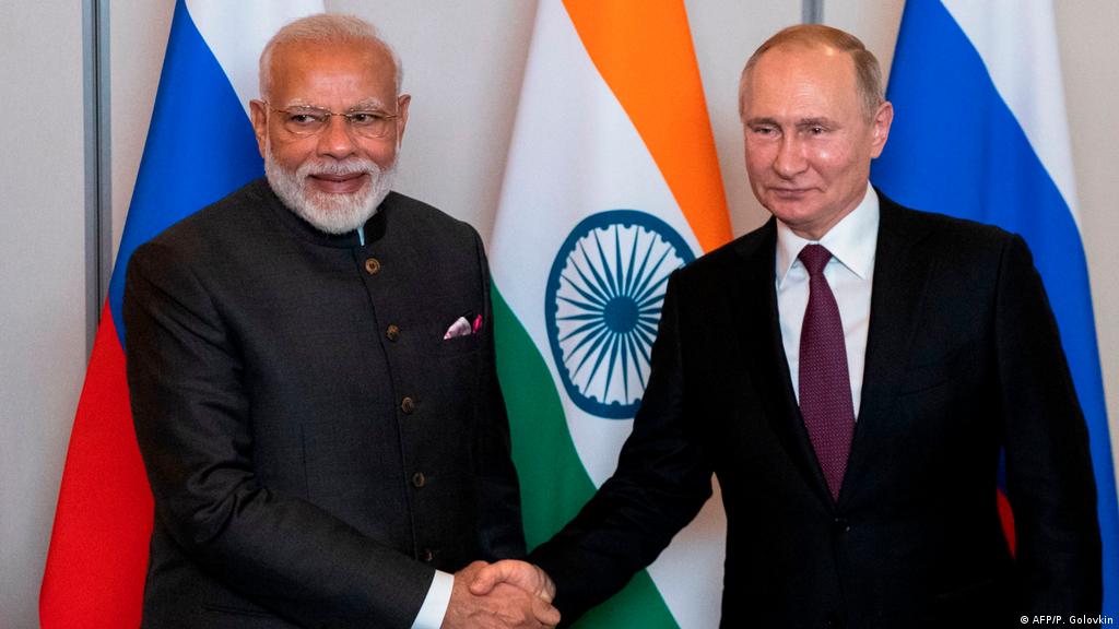 India-Russia Summit Talks, Deal Signed to Manufacture Six Lakhs AK-203 Rifles at Amethi