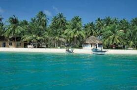 Beach-resort-Bangaram-Island-India-Lakshadweep