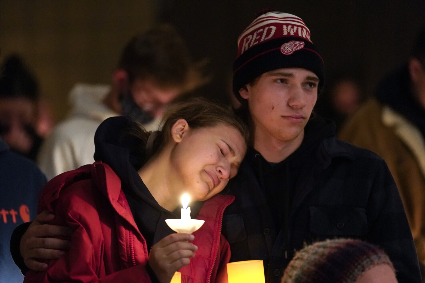 USA: Three students killed in an open fire in Michigan, Eight Injured