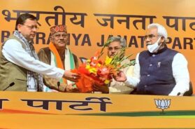 Vijay-Rawat-joins-BJP