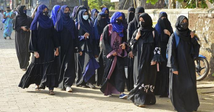Hijab Row in Karnataka: Issue Referred to Larger Bench of the High Court, MP’s U-Turn: “No Plans to Ban Hijab”