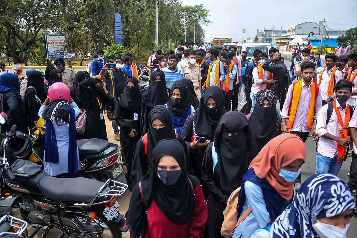 Side-Tracking Hijab Row: Saffron Flag May Some Day Replace National Tricolour: Karnataka Minister