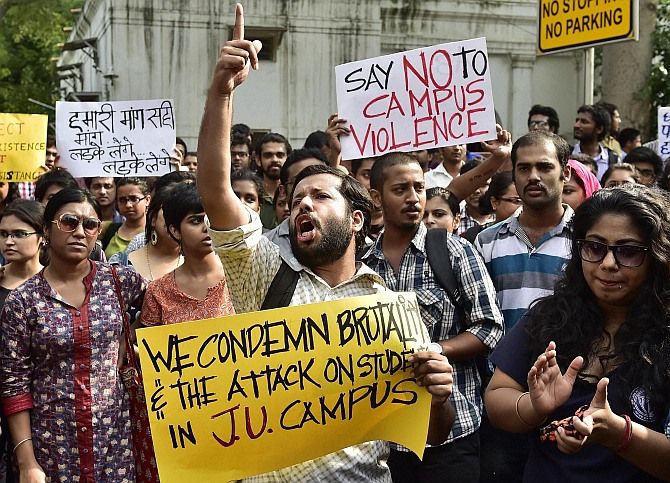 Students Protest in Kolkata over Alleged Murder of a Student Leader