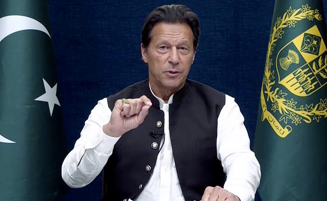 Pakistan: Imran Khan Lost Court Battle, Will Have to Face No-Confidence Motion on Saturday