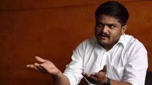 Congress Trouble: Hardik Patel Quits in Gujarat, Differences Crop up in Tamil Nadu with Ruling DMK