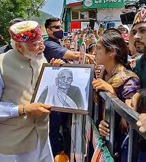 Modi Takes Portrait of his Mother from Anu in Shimla