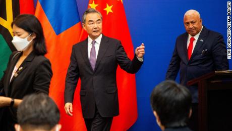 Wang Yi not allowed to answer journalists in Fiji, Invisible Restrictions on Chinese officials