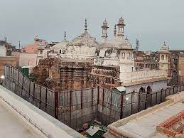 More Evidences Found of Gyanvapi Mosque Constructed over Temple