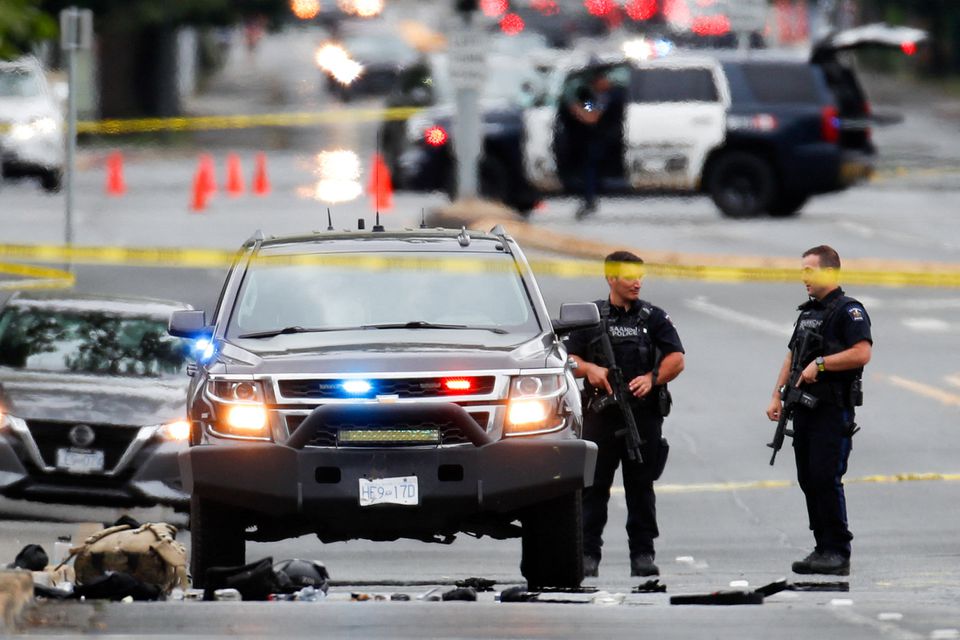 Canada: Two Gunmen Killed in Shootout at Canadian Bank