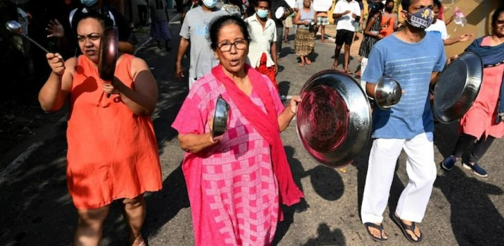 Economic crisis: Sri Lanka coming to a grinding halt; citizens to stay home