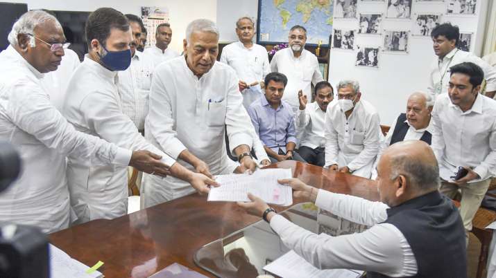 Amidst Show of Opposition Unity Yashwant Sinha Files Nomination