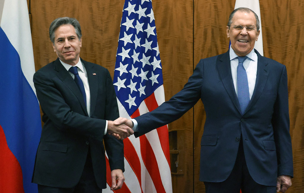 US, Russia top diplomats hold first talks since the war