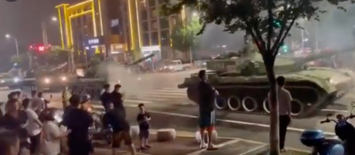 Tiananmen Square 2.0: China deploys tanks to prevent money withdrawals from crisis-hit rural banks