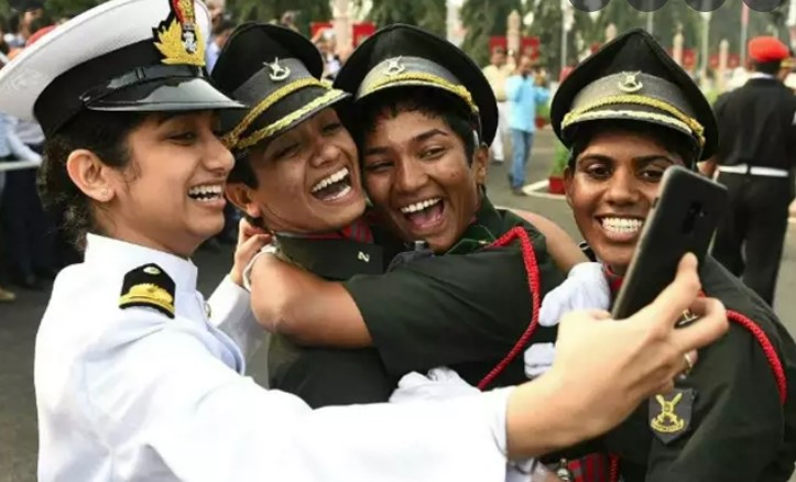 Agnipath: Over 10,000 women register with the Indian Navy