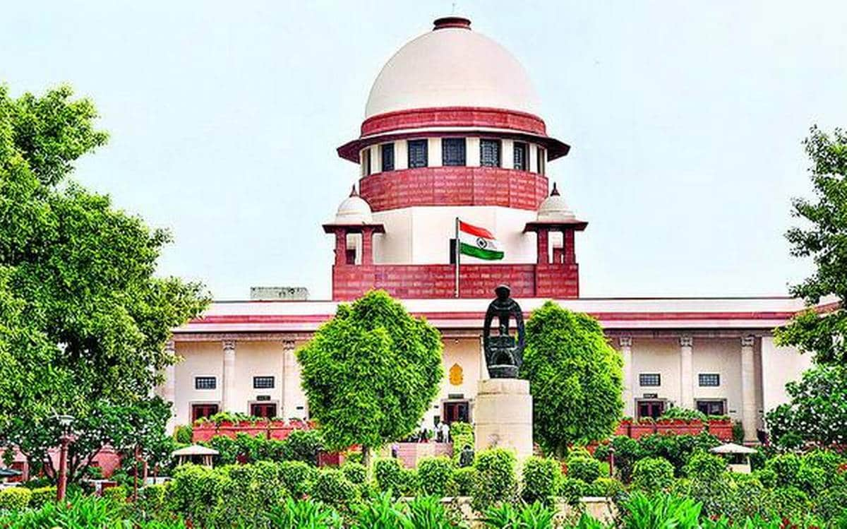 SC Extends Relief to Nupur Sharma