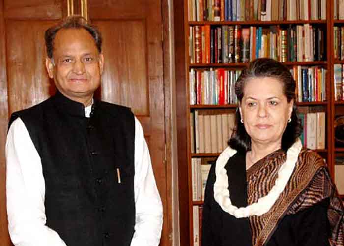 Gehlot Withdraws from Congress President Contest, Leaves Decision on Continuing as Chief Minister to Sonia Gandhi