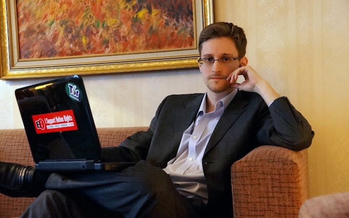 Russia grants citizenship to Edward Snowden