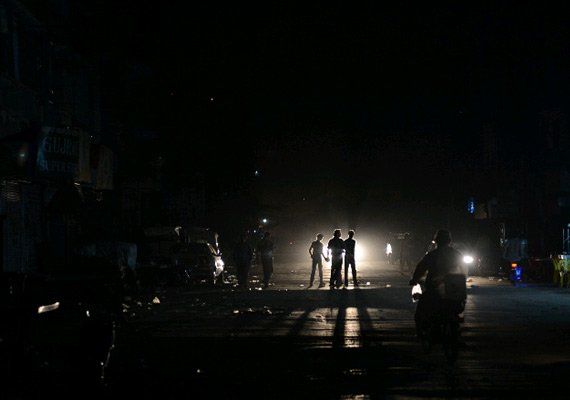 National Power Grid Fail in Bangladesh, More than 80 Percent Population under Blackout