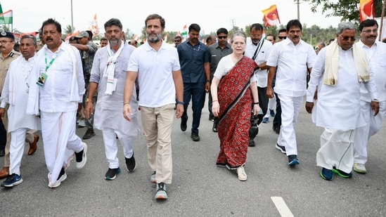 Congress President Sonia Gandhi Joins Rahul Gandhi-led Bharat Jodo Yatra in Karnataka