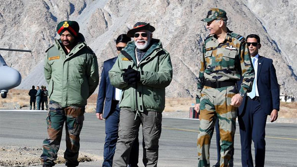 Modi Celebrated Deepavali with Soldiers at Kargil, said “Peace not Possible Without Strength”