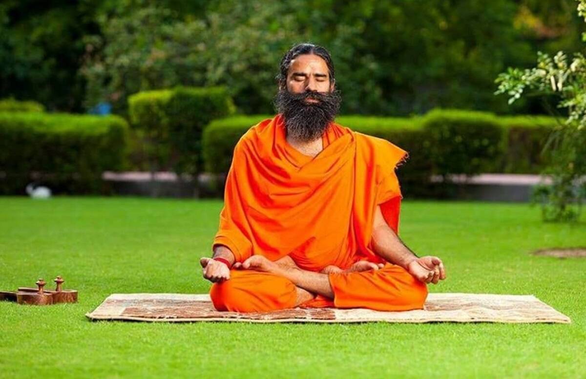 Baba Ramdev Sparks off Controversy Commenting on Women’s Attire