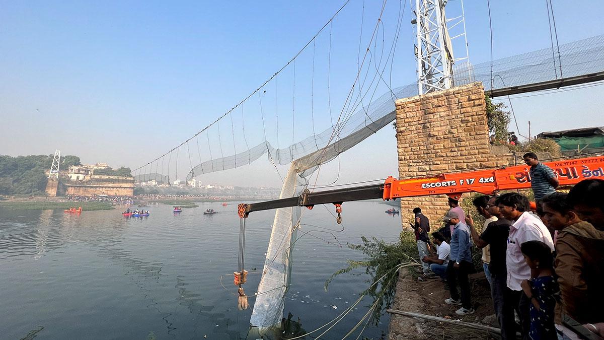 Morbi Bridge Tragedy: Government Embarrassed over Maintenance Contract