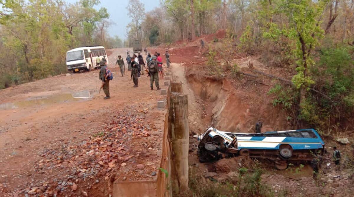 10 Policemen, Driver Killed in Naxal Attack in Chhattisgarh