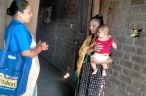 Priyankaben with her baby and SuPoshan Sangini