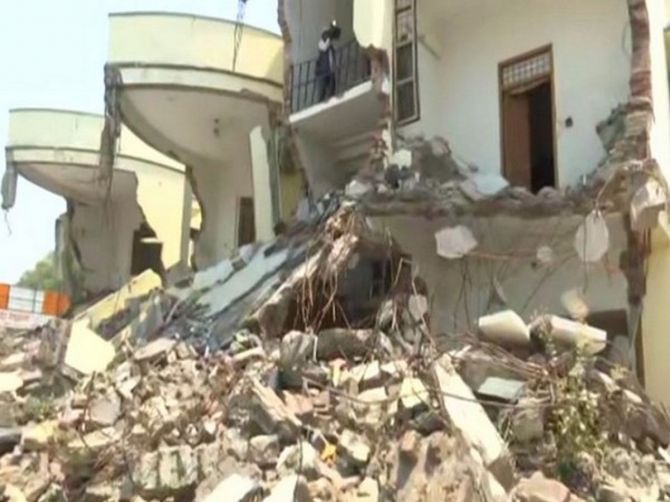 Bloodstains found in Atiq’s Part-Demolished Office