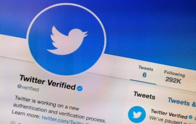 From celebrities to politicians all lost their Twitter blue tick