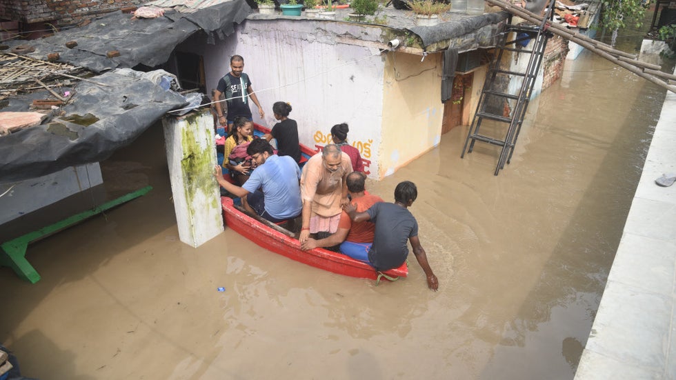 Delhi Flooded, Schools Colleges Closed till Sunday, Non-Essential Services Asked to Switch to WFH