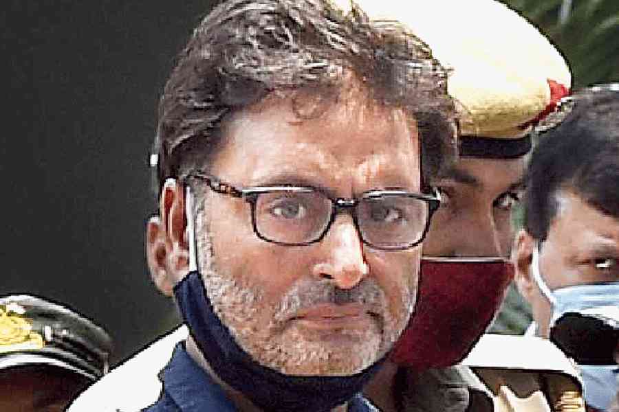 Yasin Malik Appearance: Four Tihar Jail Official Suspended