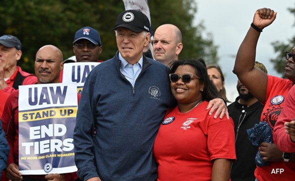 Joe the First: US President Biden himself joins agitating workers against automakers!