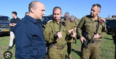 Former Israeli PM Bennett Joins Soldiers at the Battlefront