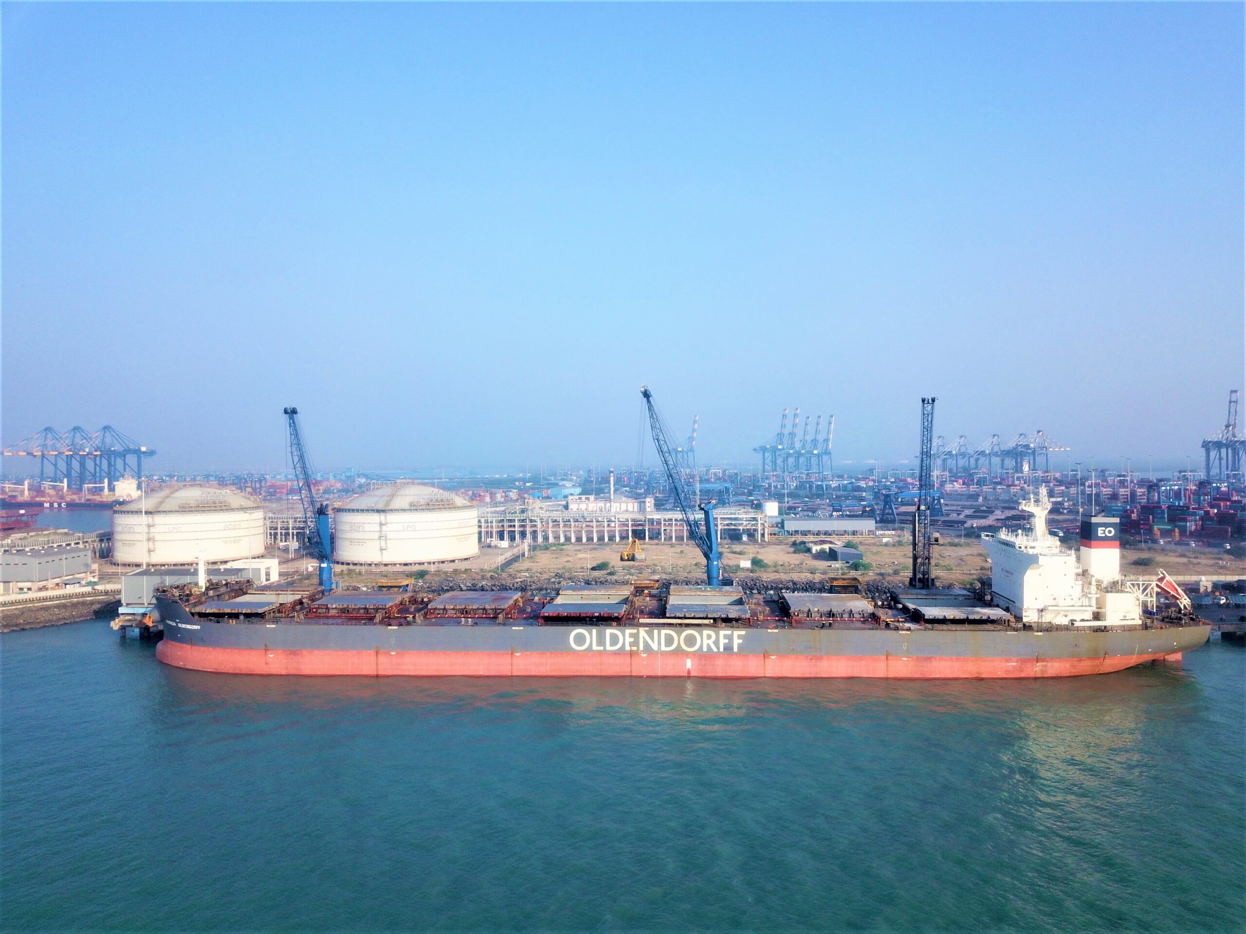 Adani Ports, Mundra set a handling record of India’s Largest Fertilizer Shipment