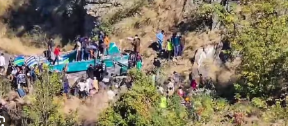 36 killed as Bus Falls in Gorge in Kashmir