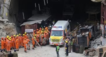 Tunnel Trapped Workers: Expected to See Day Light by Wednesday Morning