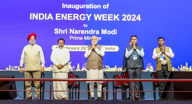 Energy: India expects $67 bn investment in 5 to 6 years, says PM Modi